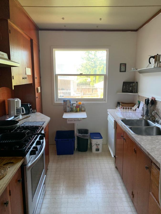 Vancouver Backpacker House - 10 Min Walk To Metrotown Skytrain Station Burnaby Bagian luar foto