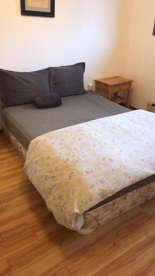 Vancouver Backpacker House - 10 Min Walk To Metrotown Skytrain Station Burnaby Bagian luar foto